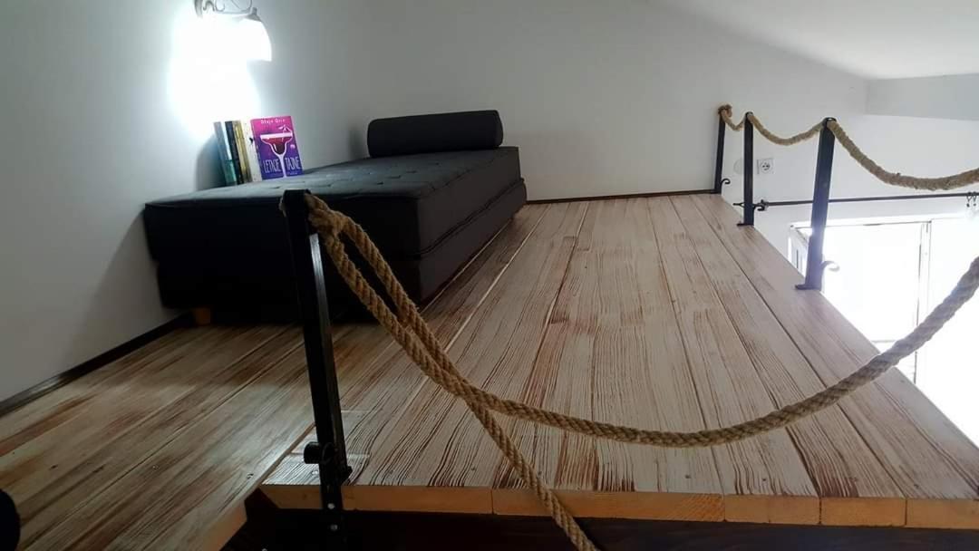 San Na Vodi Villa *